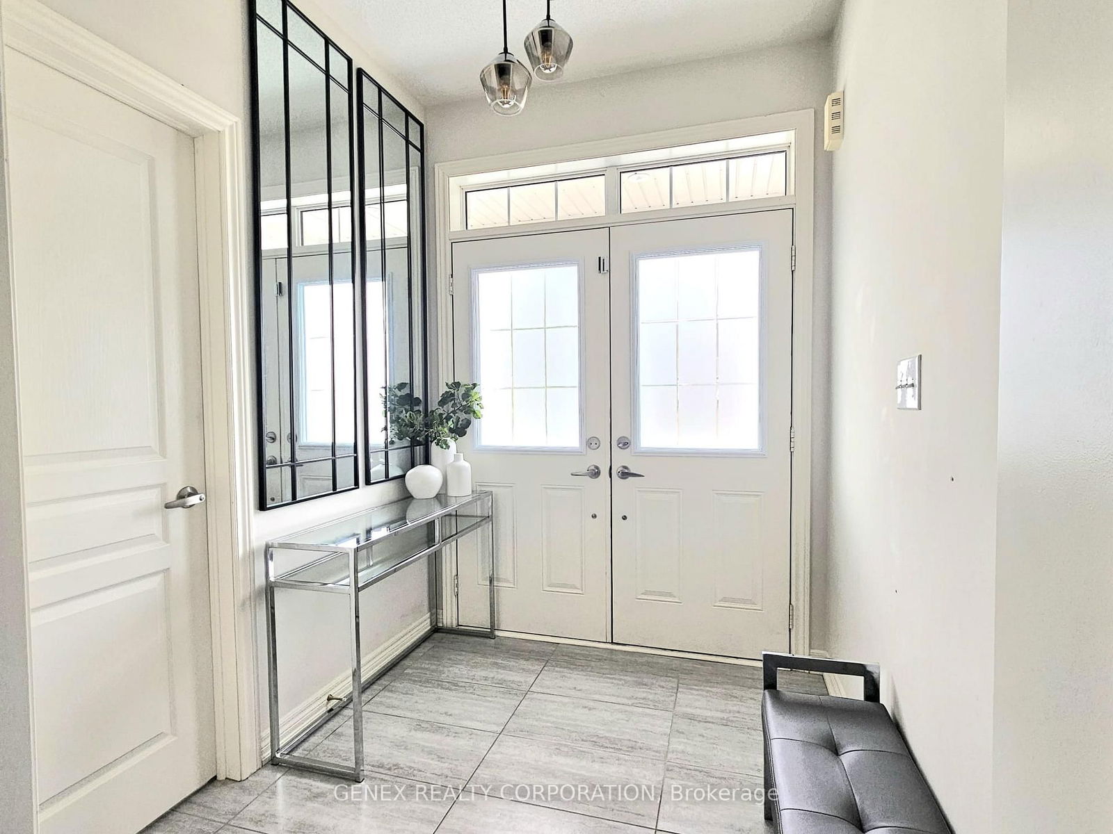 Detached House for sale at 7 Antoine Street, Brampton, Ontario, L7A 4J6 - Northwest Brampton - MLS: W12257893