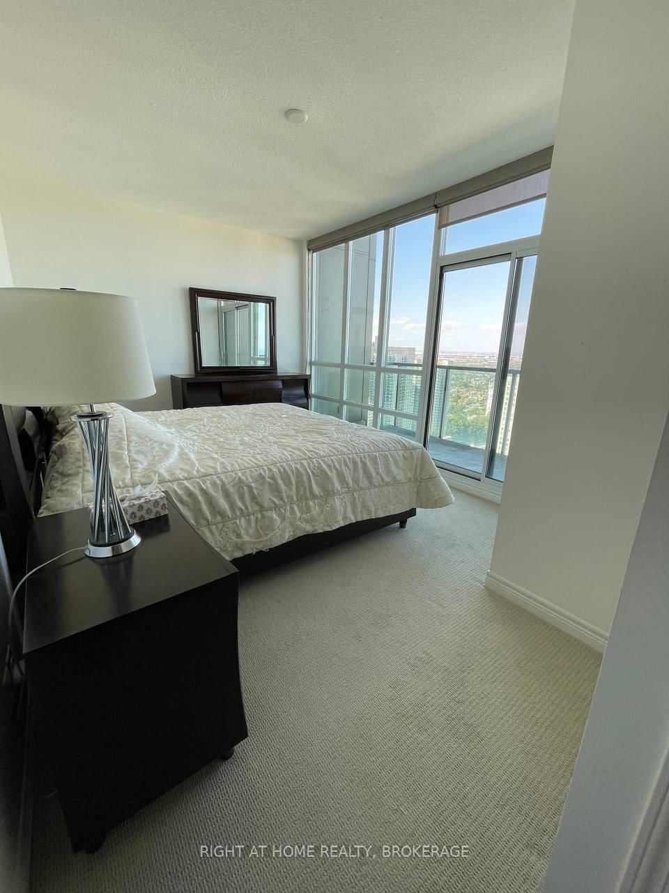 208 Enfield Place, Unit PH101