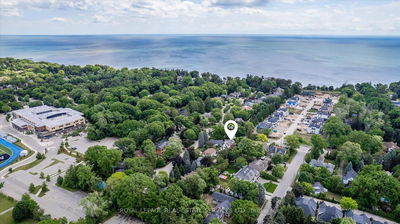335 Lakeshore Rd, Oakville - Southwest image-0-3