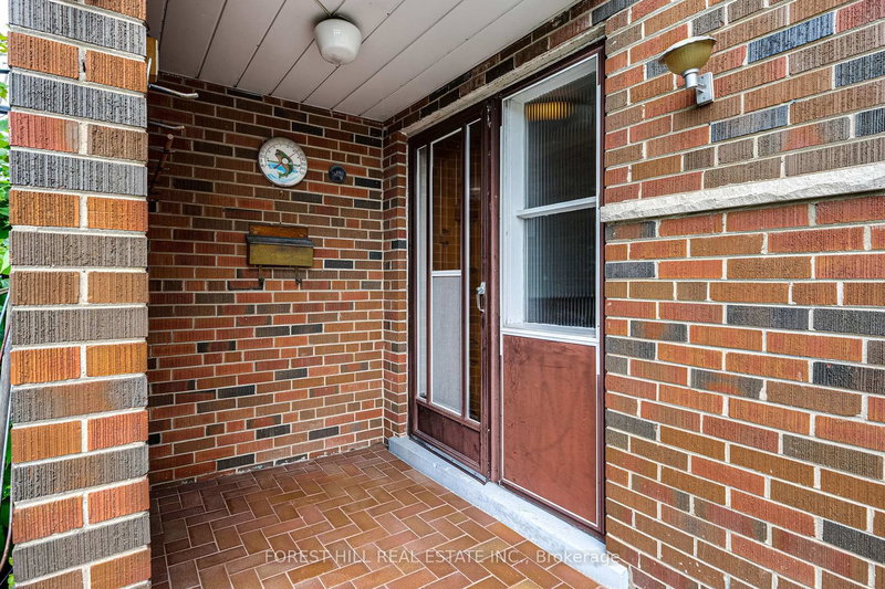 73 Talent Cres, Toronto, M9M 2N5 | Image 3