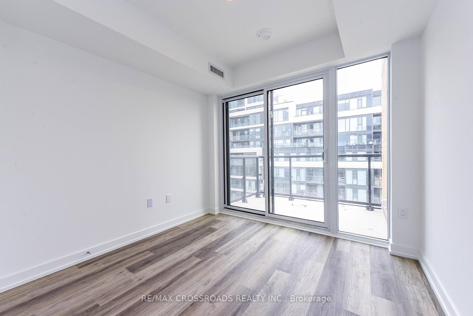 6 Chartwell Road, Unit 601 - Photo 10