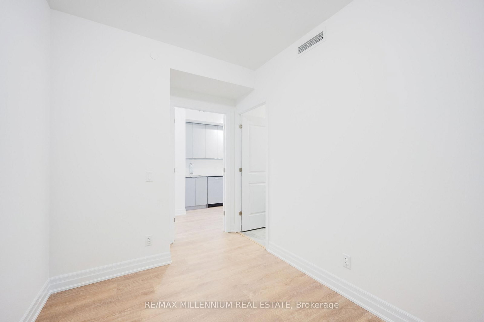 30 Elm Drive, Unit 1106 - Photo 16