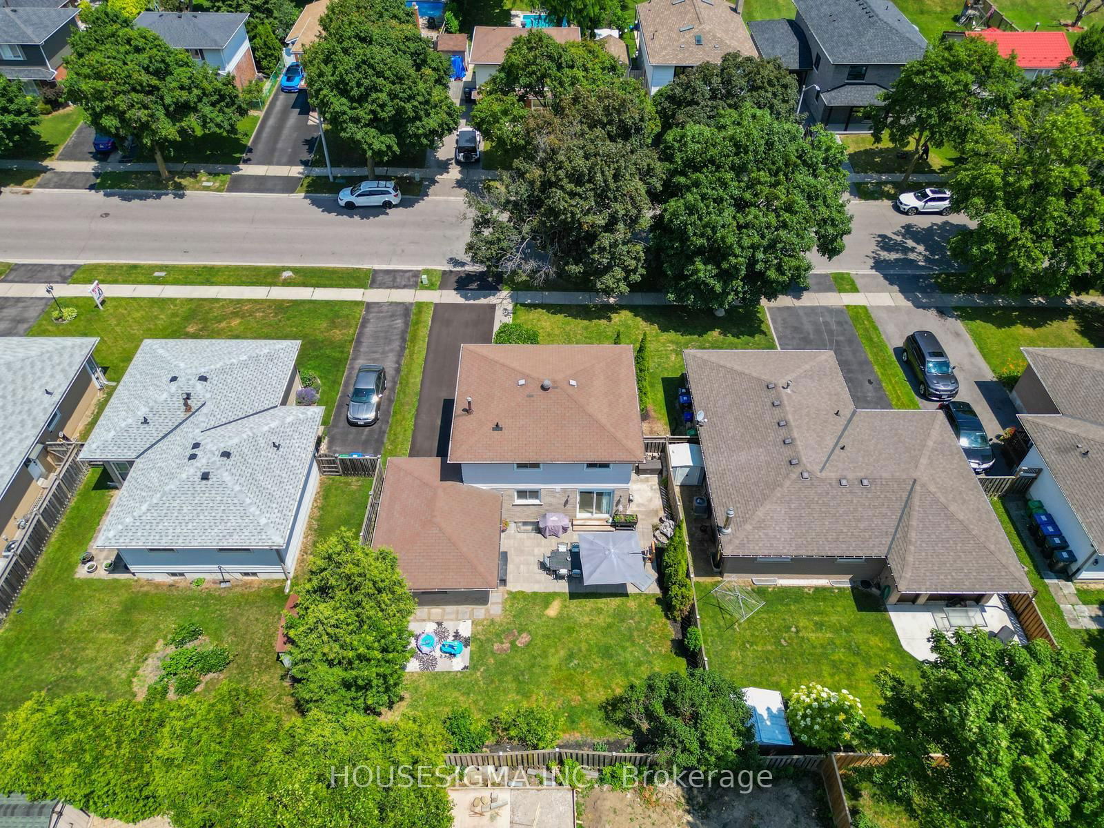 Detached House for sale at 198 Archdekin Drive, Brampton, Ontario, L6V 1Z1 - Madoc - MLS: W12261378