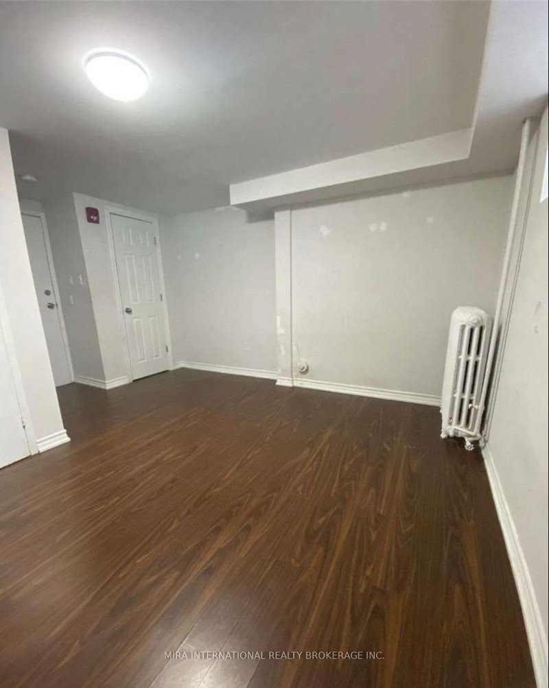 B2 - 70 Melbourne Ave, Toronto, M6K 1K7 | Image 2