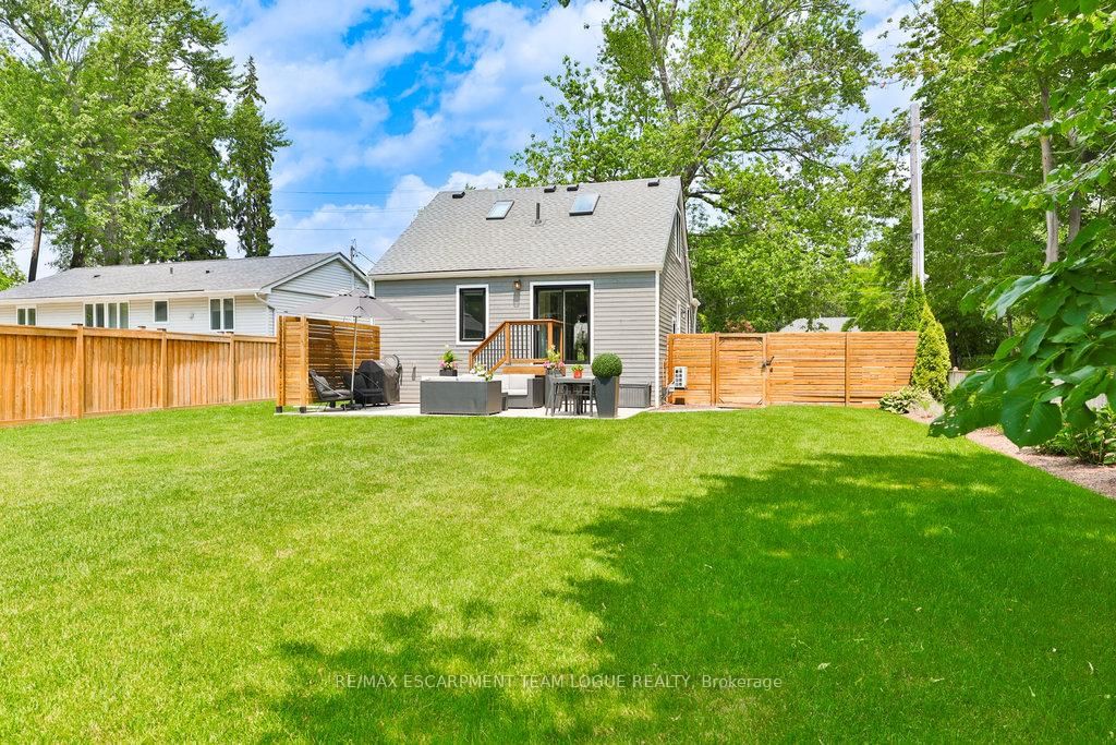Listing Image 44
