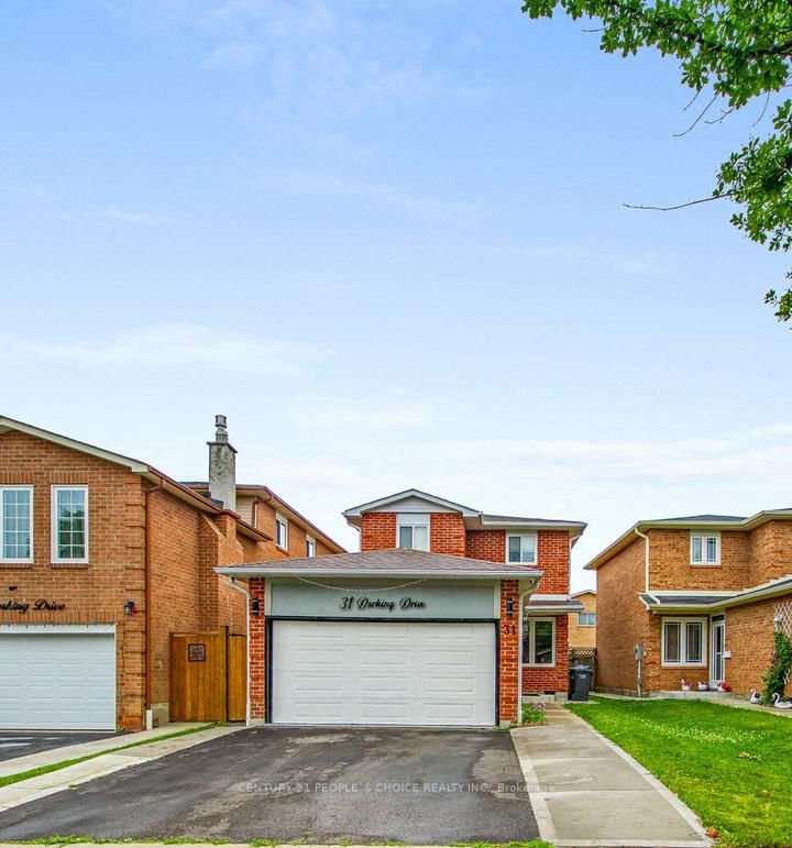 31 Dorking Dr, Brampton, L6Z 3T9 | Image 2