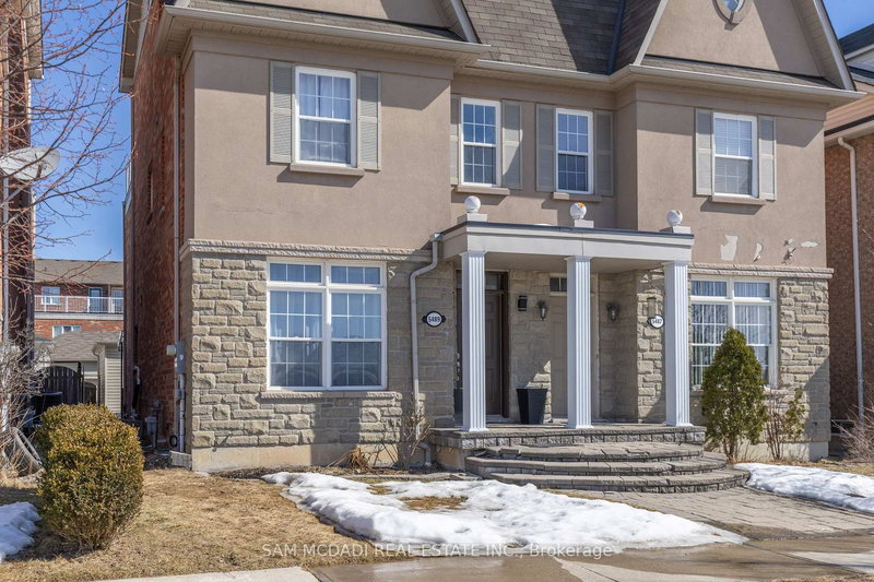 5489 Festival Dr, Mississauga, L5M 0G6 | Image 2