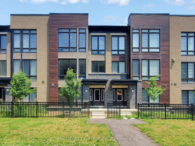 2493 Badger Crescent
