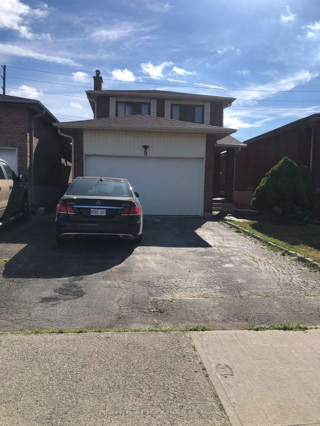 Main & 2nd Floor - 9 Sonoma Way
