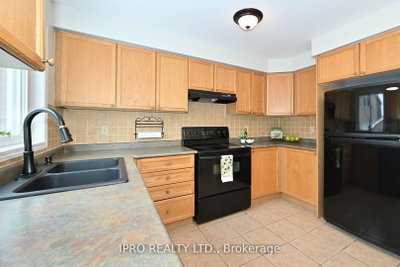 21 Vista Green Crescent — more photos