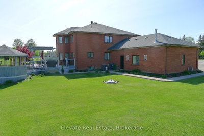 16 Fenton Way — photo 5