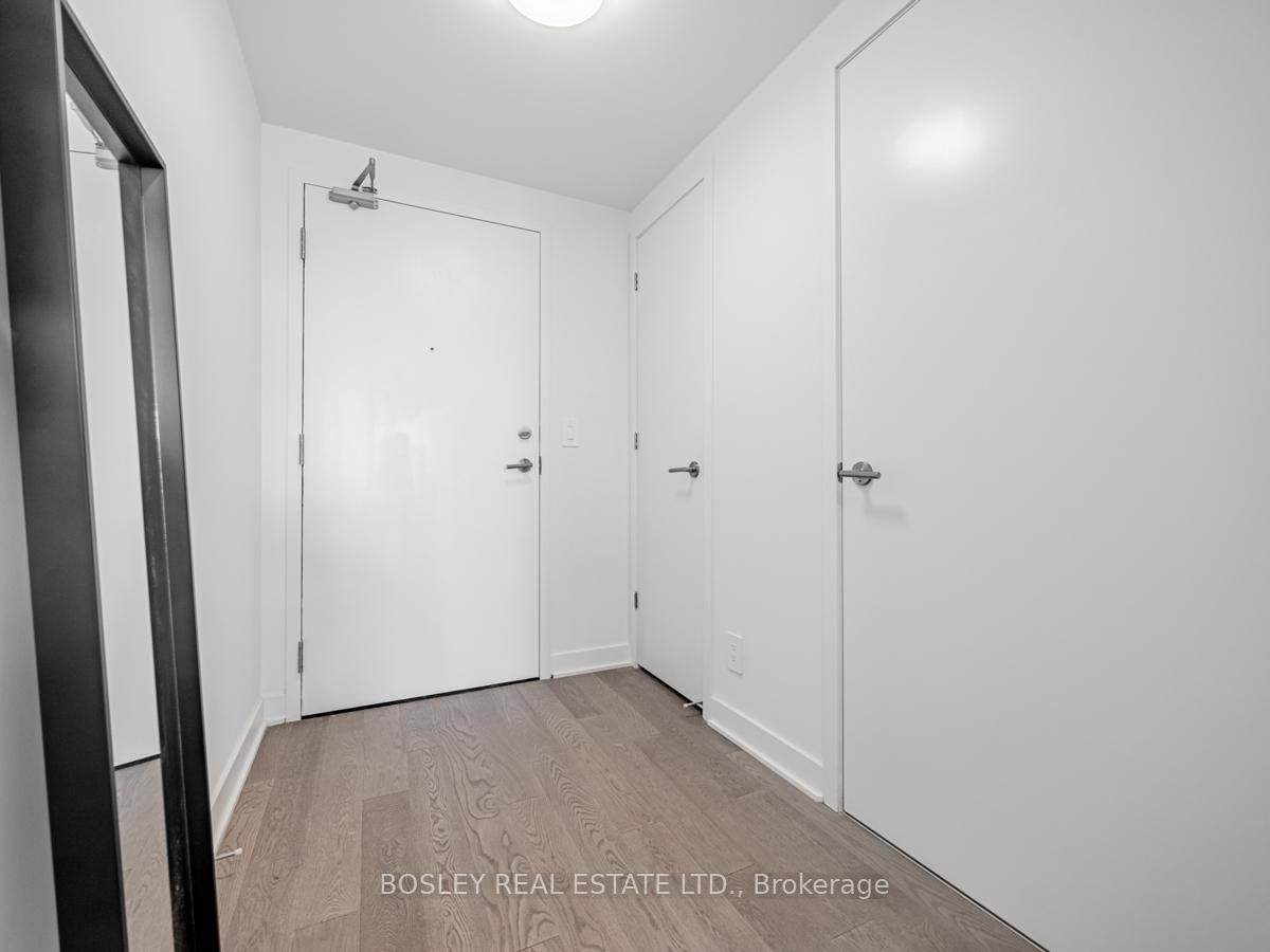 2720 Dundas Street W, Unit 406 - Photo 14
