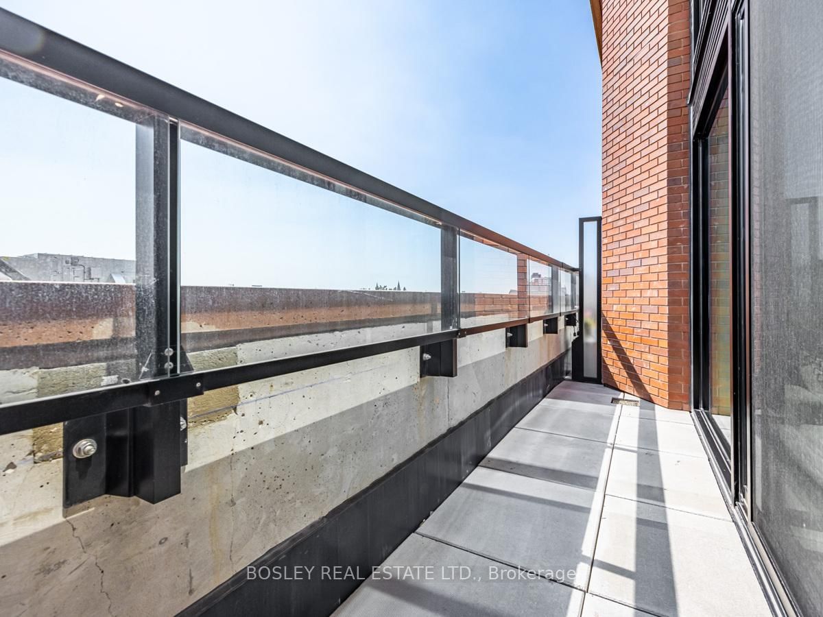2720 Dundas Street W, Unit 406 - Photo 21