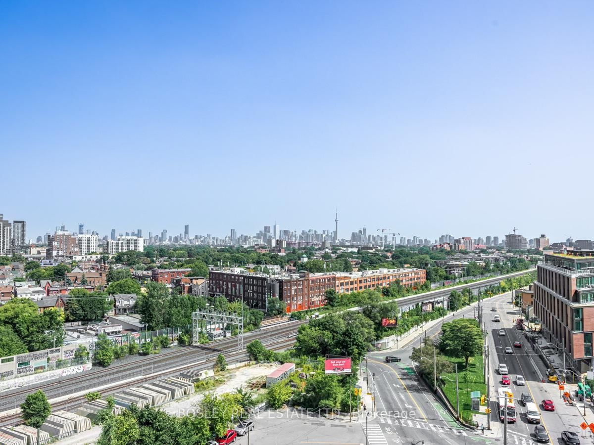 2720 Dundas Street W, Unit 406 - Photo 27