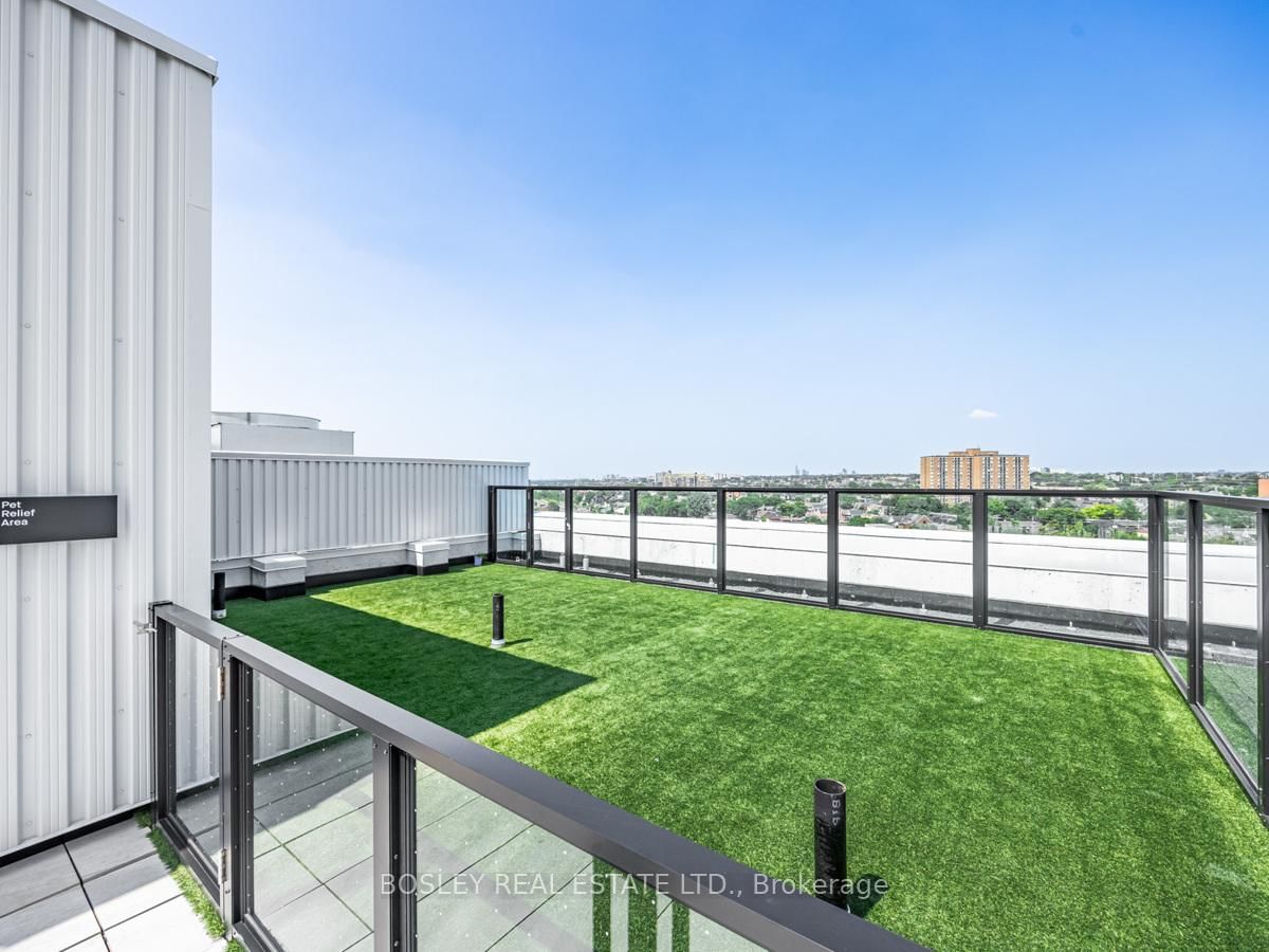 2720 Dundas Street W, Unit 406 - Photo 28