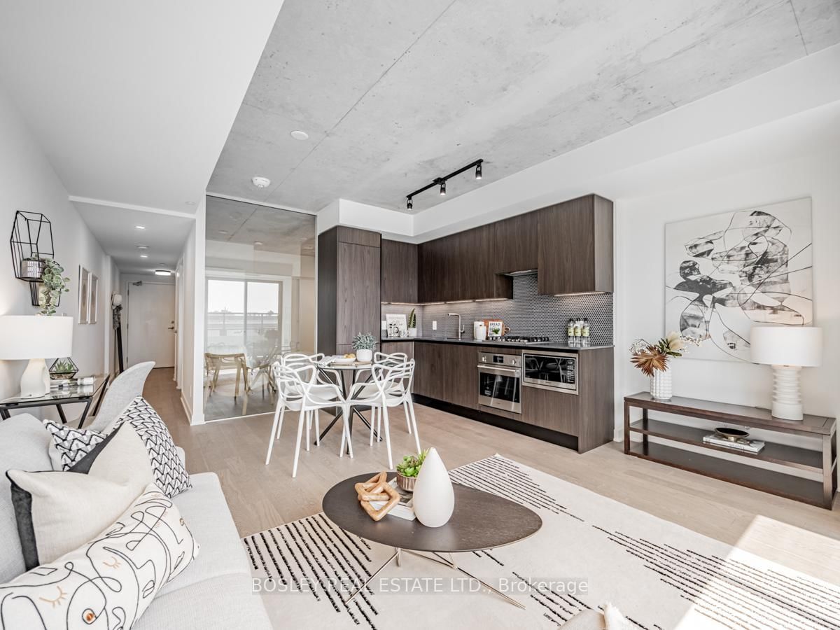 2720 Dundas Street W, Unit 406 - Photo 7