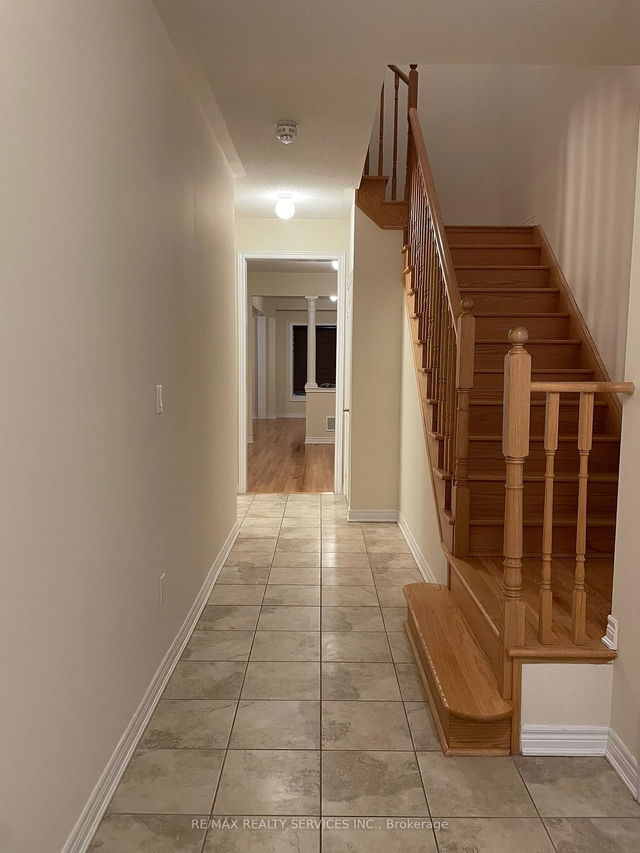 74 Yardley Crescent