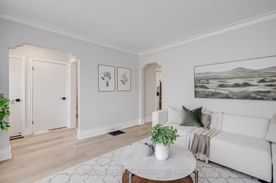 397 Bartos Dr, Oakville - Central image-0-4