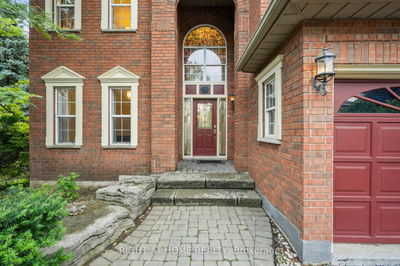 2322 Woodridge Way, Oakville - Wedgewood Creek image-0-2