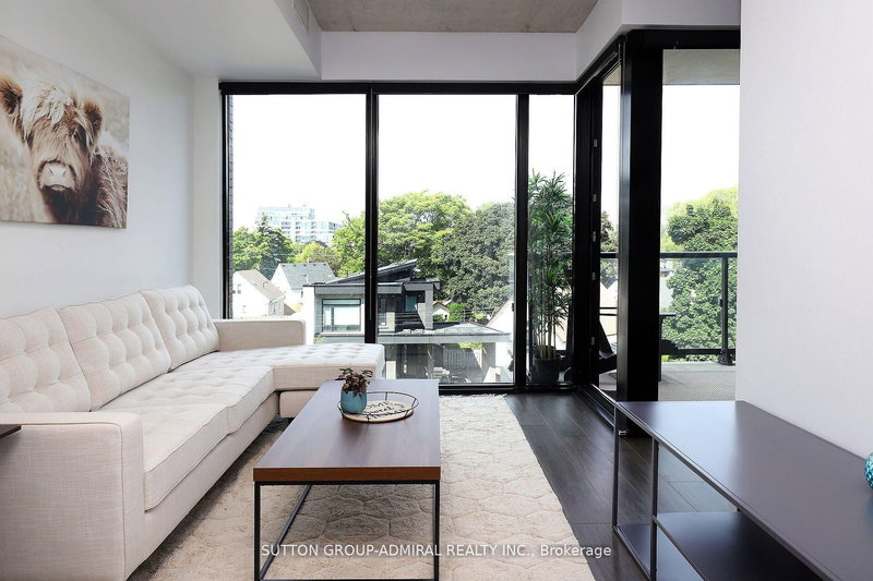 323 - 7 SMITH Cres, Toronto, M8Z 0G3 | Image 3