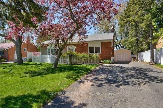 287 Kent Crescent