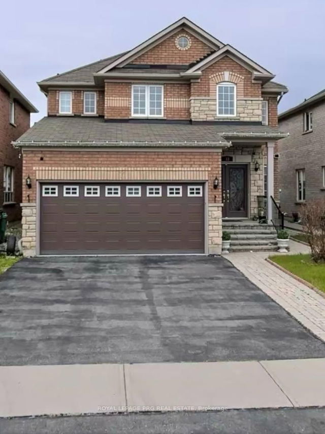 Upper - 33 Crystal Glen Crescent