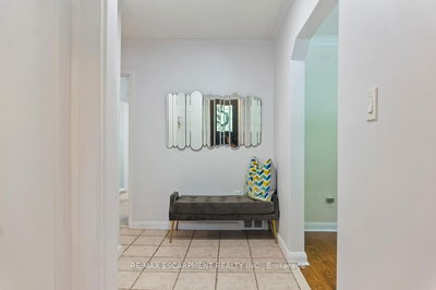 237 Albion Ave, Oakville - Morrison image-0-4