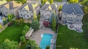 215 Burloak Dr, Oakville - Bronte image-0-2