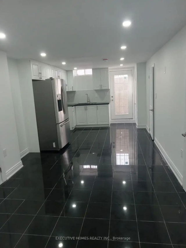 Basement - 146 Sandyshores Drive E