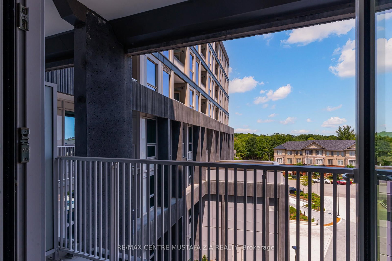 3240 William Coltson Avenue, Unit 402 - Photo 29