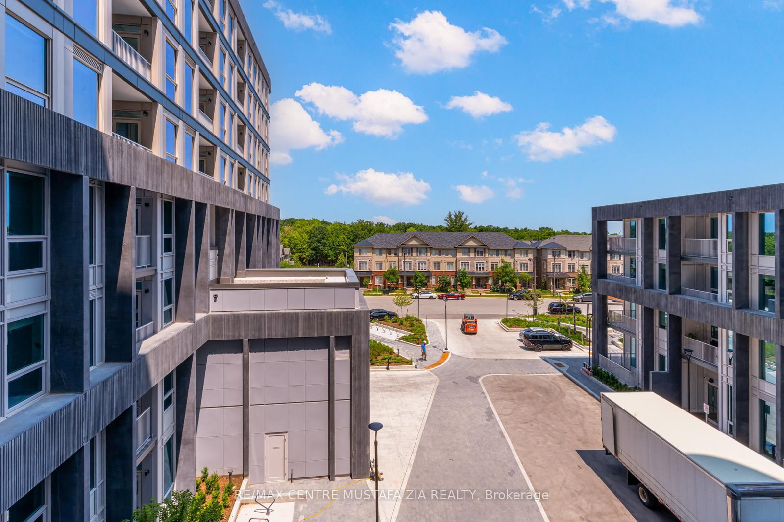 3240 William Coltson Avenue, Unit 402 - Photo 34