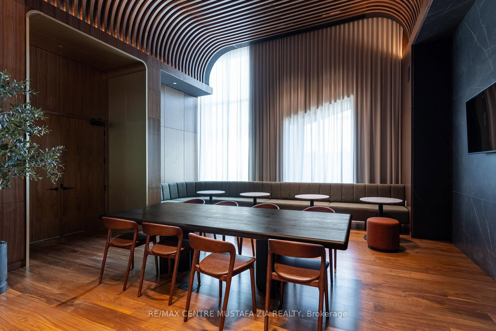 3240 William Coltson Avenue, Unit 402 - Photo 38