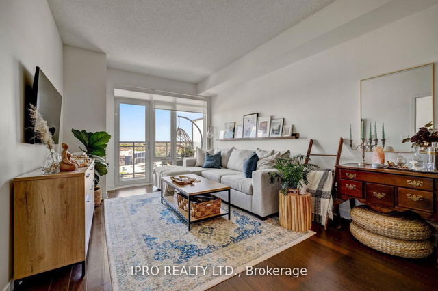 1110 - 360 Square One Drive