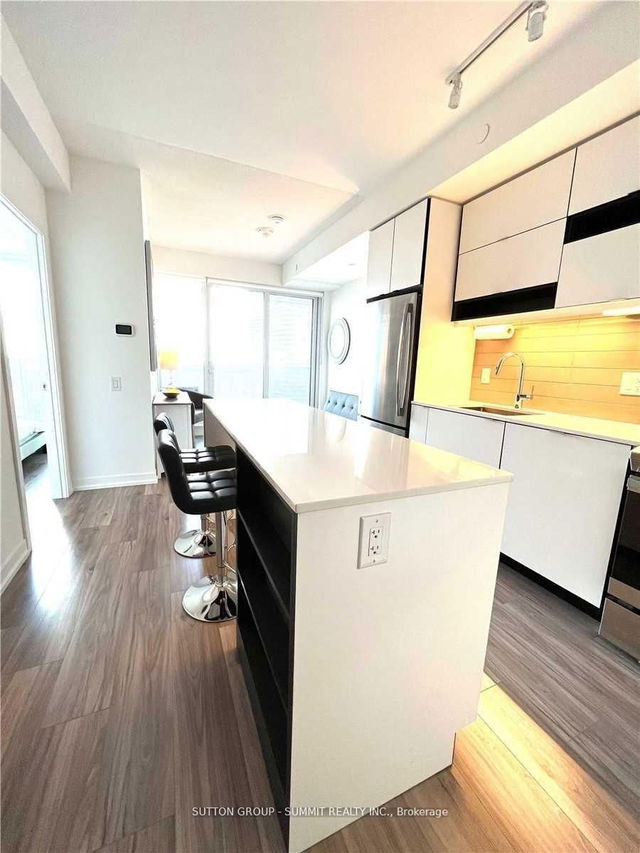 2509 - 4065 Confederation Parkway