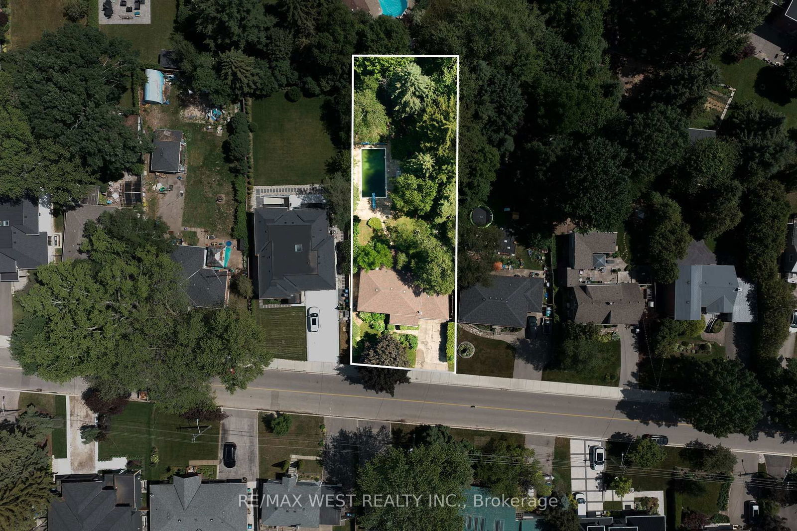 Detached House for sale at 1569 Kenmuir Avenue, Mississauga, Ontario, L5G 4B6 - Mineola - MLS: W12269134