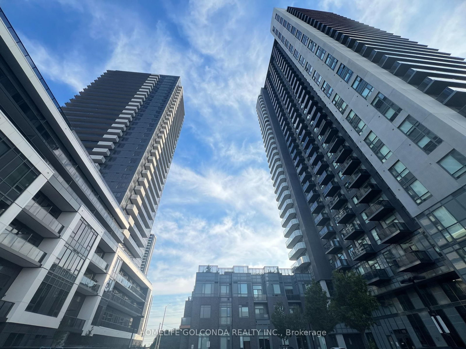 5105 Hurontario Street, Unit 1512 - Photo 3