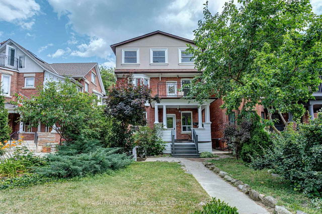 4 - 277 high park Avenue