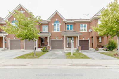 Townhouse sold at 140-6399 Spinnaker Circle, Mississauga, Ontario, L5W 1Z6 - Meadowvale Village - MLS: W12270959