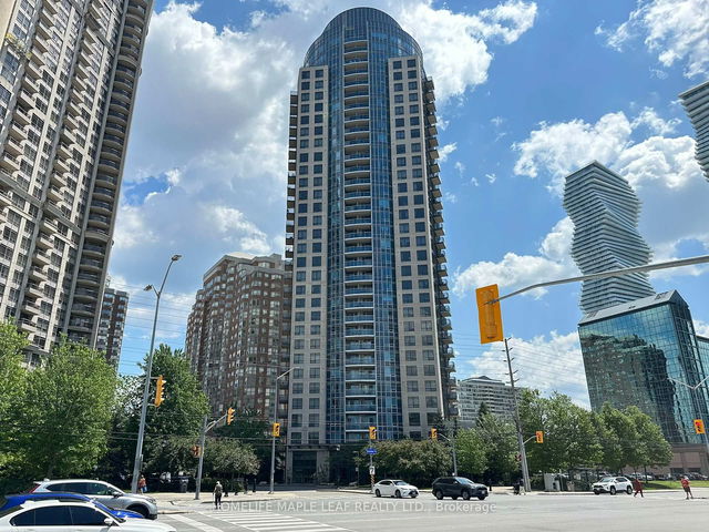 805 - 330 BURNHAMTHORPE Road W W