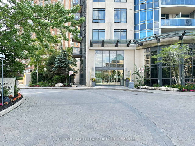 805 - 330 BURNHAMTHORPE Road W W
