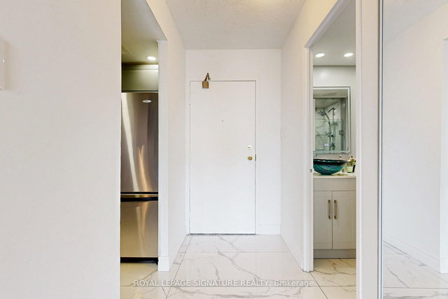 1501 - 265 Enfield Place