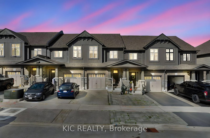 11 Winterton Crt, Orangeville, L9W 7N5 | Image 2