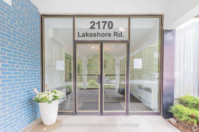 2170 Charters Rd 703 - 2170 Lakeshore Road, Burlington | Terminated, W12274428 | Condos.ca