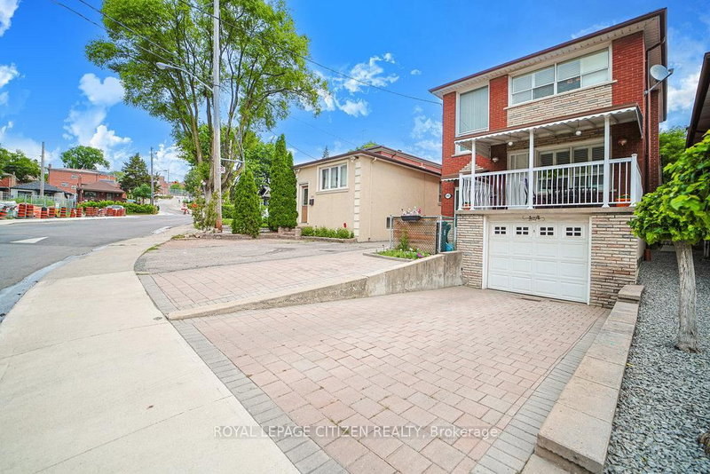 347 Harvie Ave, Toronto, M6E 4L6 | Image 3