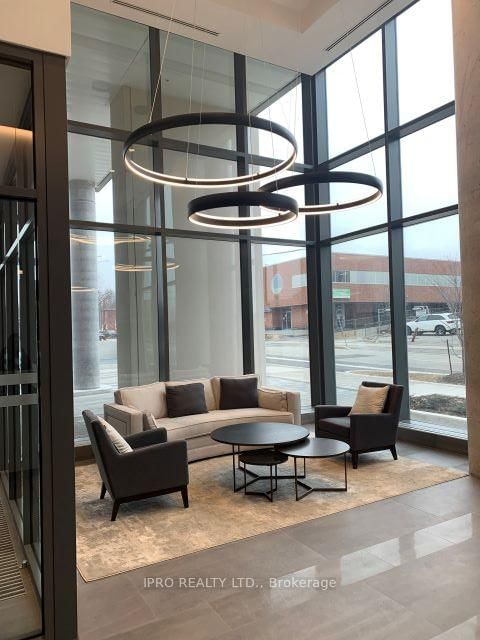 1704 - 15 Lynch St, Brampton, L6W 2Z8 | Image 3