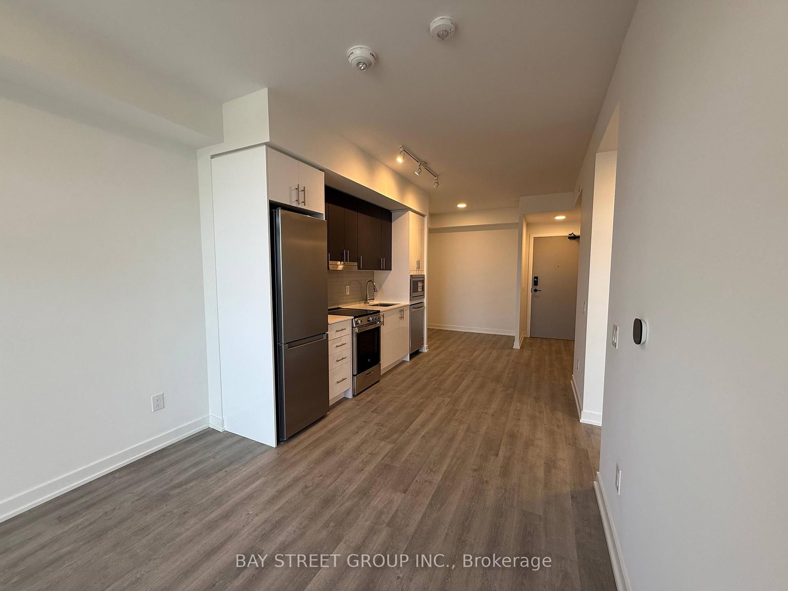 5105 Hurontario Street, Unit 1703 - Photo 10