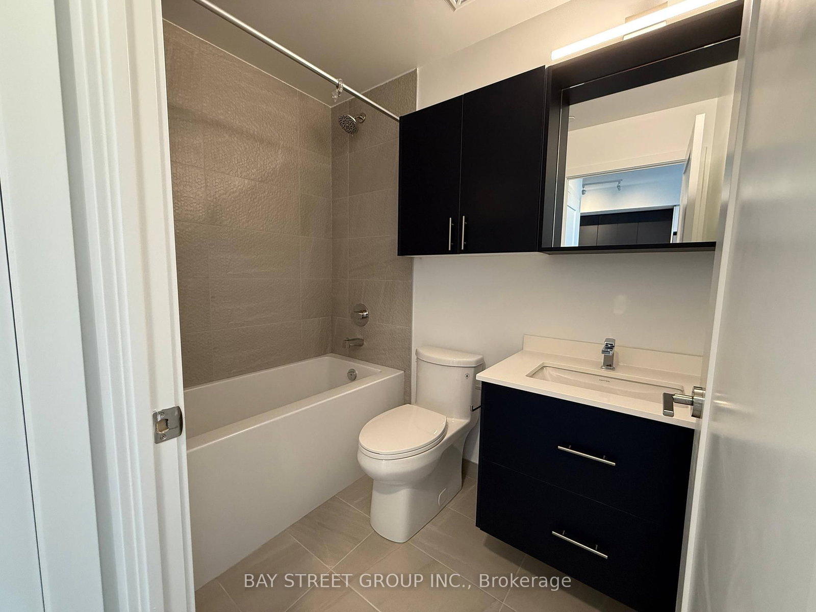 5105 Hurontario Street, Unit 1703 - Photo 13