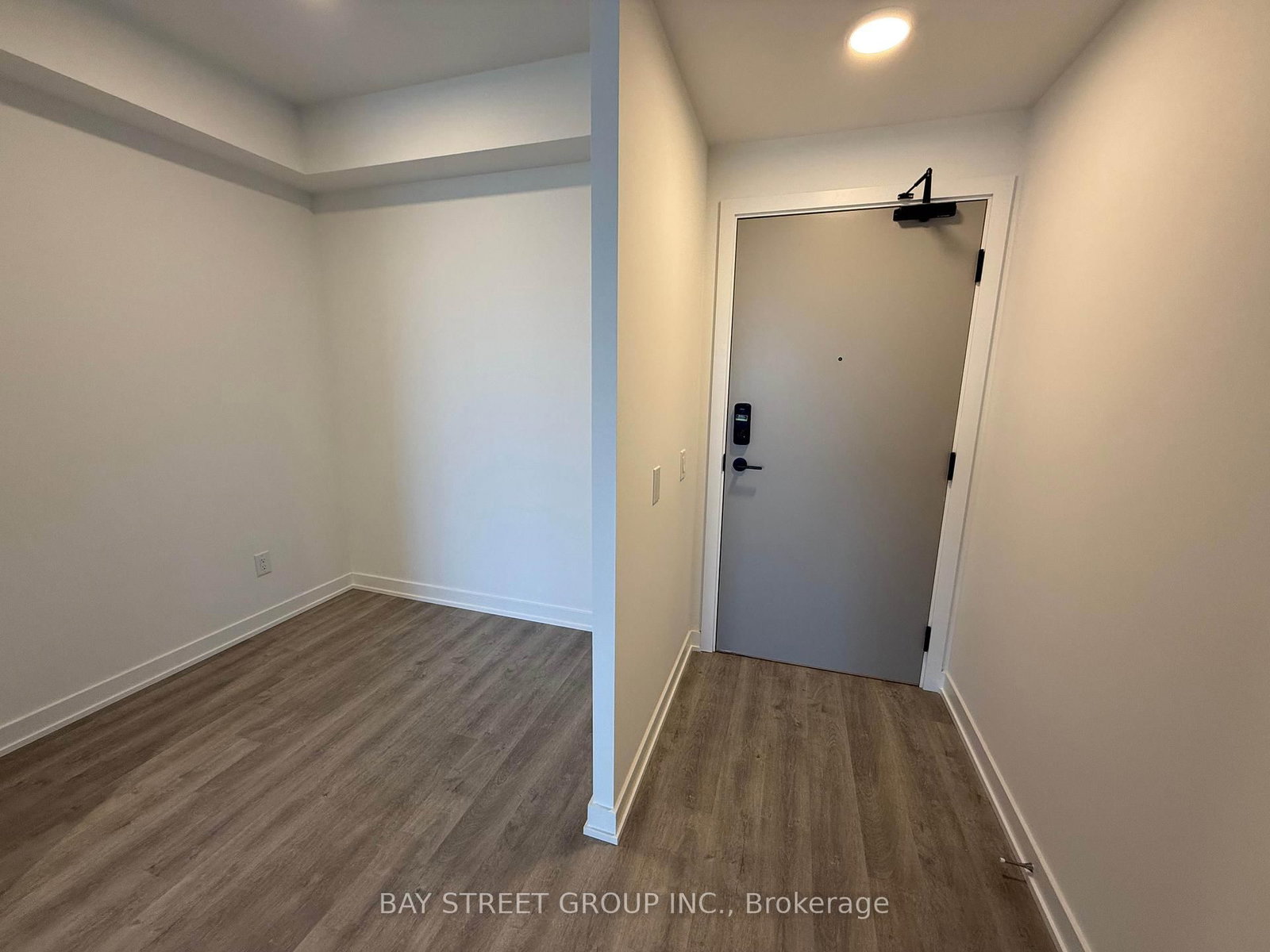 5105 Hurontario Street, Unit 1703 - Photo 5