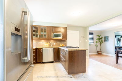 1478 Seaview Dr, Mississauga - Clarkson image-0-4