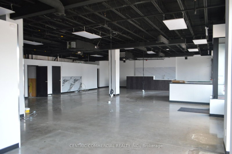 9-11 - 1900 Dundas St E, Mississauga, L4X 1L9 | Image 2